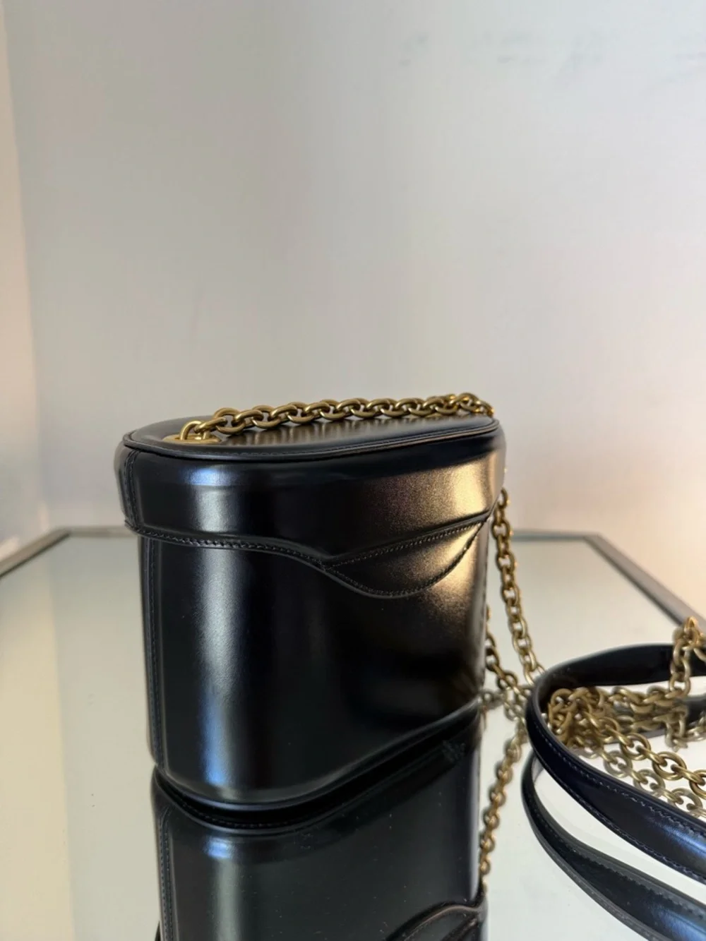 Valentino Garavani Vain Vanity Bag In Shiny Calfskin $3,450